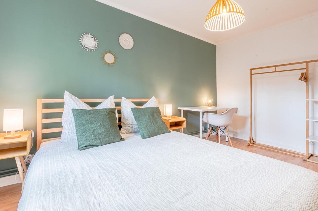 Studio & Appts - 1 A 4 Lits, 1 To 4 Beds - 1 A 7 Pers, 1 To 7 Pax - Confort, Flexibilite Hayange Екстер'єр фото